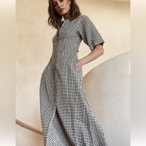 DISSH short sleeve dress